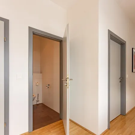 Appartementhaus Modern Art By Schladming-appartements Apartment Schladming